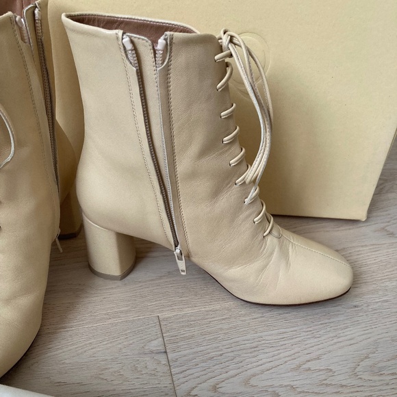 LOQ Agata Booties in Beige - Picture 4 of 9